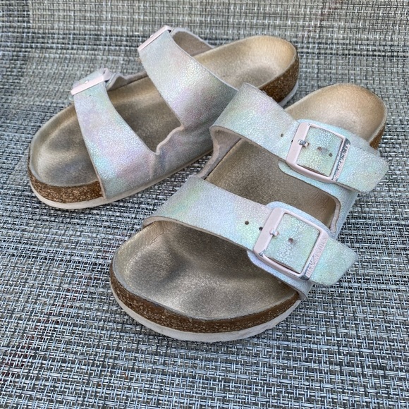 Birkenstock Arizona Vegan Slide Sandal Women’s Iridescent Light Rose 5.5 US/36EU - Picture 2 of 14